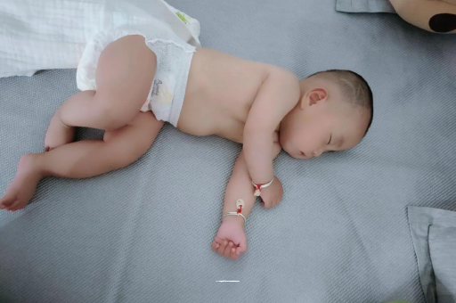 榆林宝宝口水多怎么回事